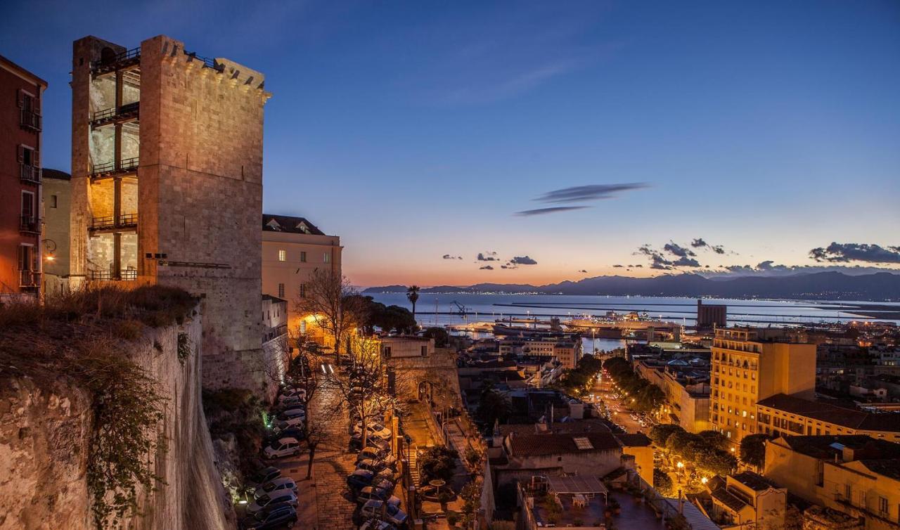 Arya Cagliari Hotel Exterior photo