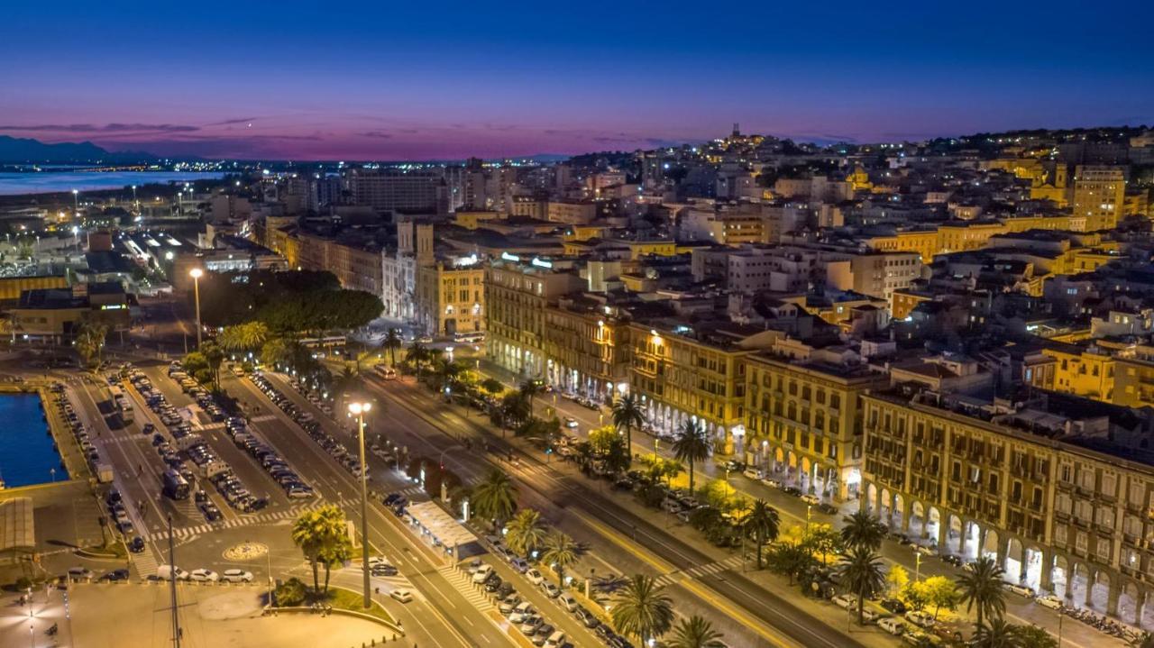 Arya Cagliari Hotel Exterior photo